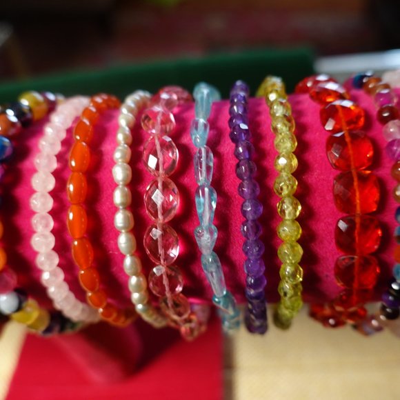 (NWT) Genuine Faceted & Smooth Amethyst (3) Bracelet Stack/Set - Picture 11 of 11